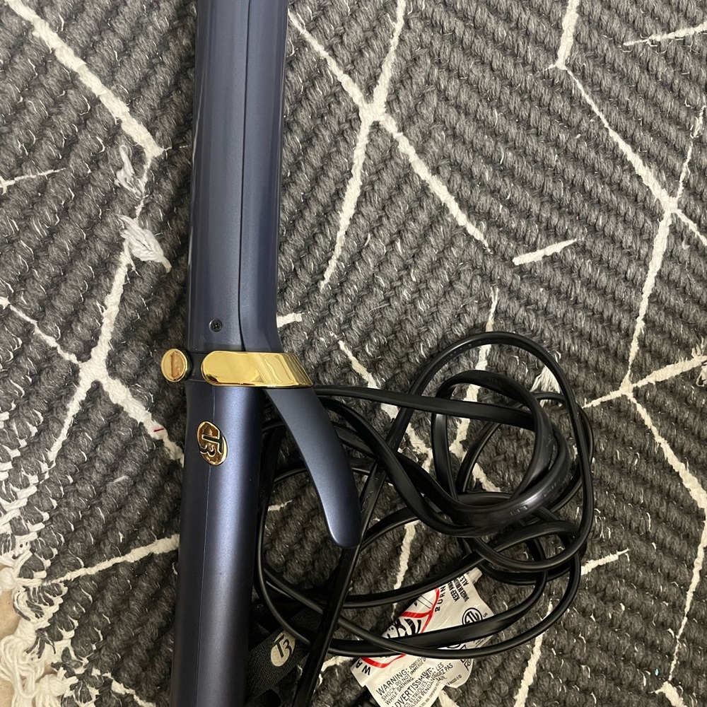 T3 curling wand size 1.25